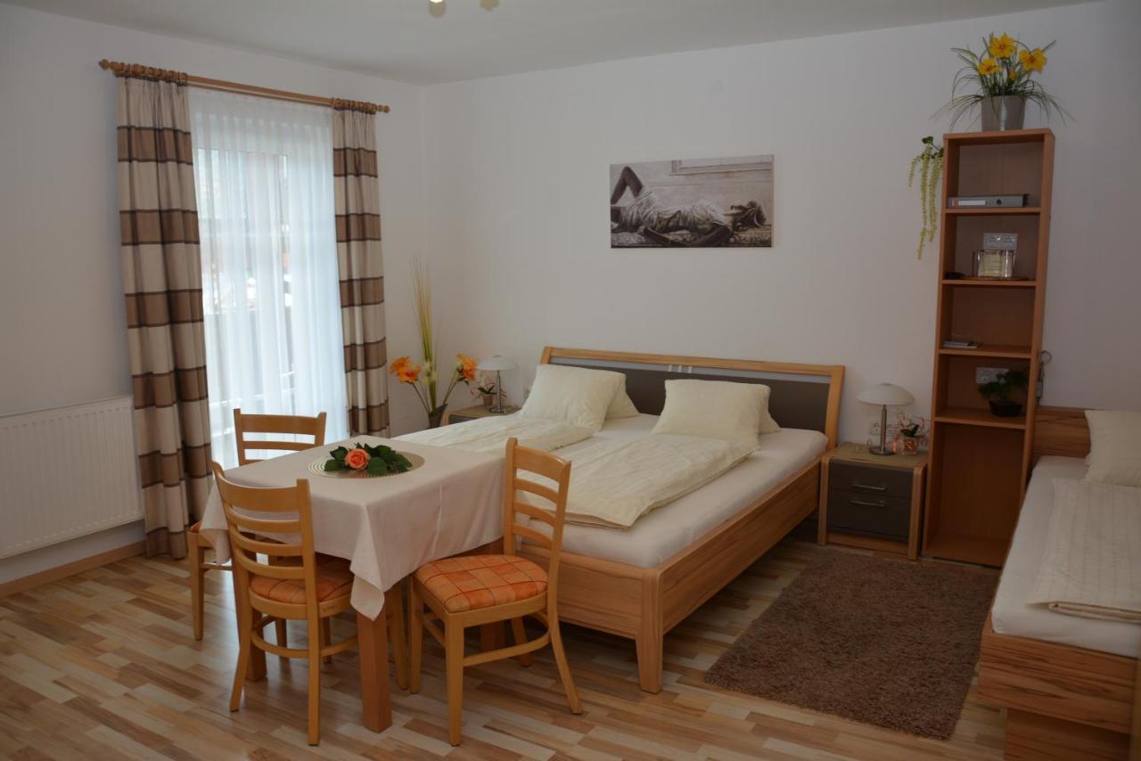 Ferienwohnung Haus Ingrid Sankt Georgen ob Murau Exterior foto